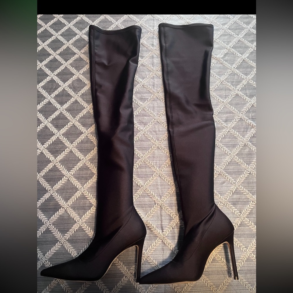 👠 👢 STUART WEITZMAN BLACK STRETCH SATIN HIGH BOOT SIZE 8 - Picture 3 of 16